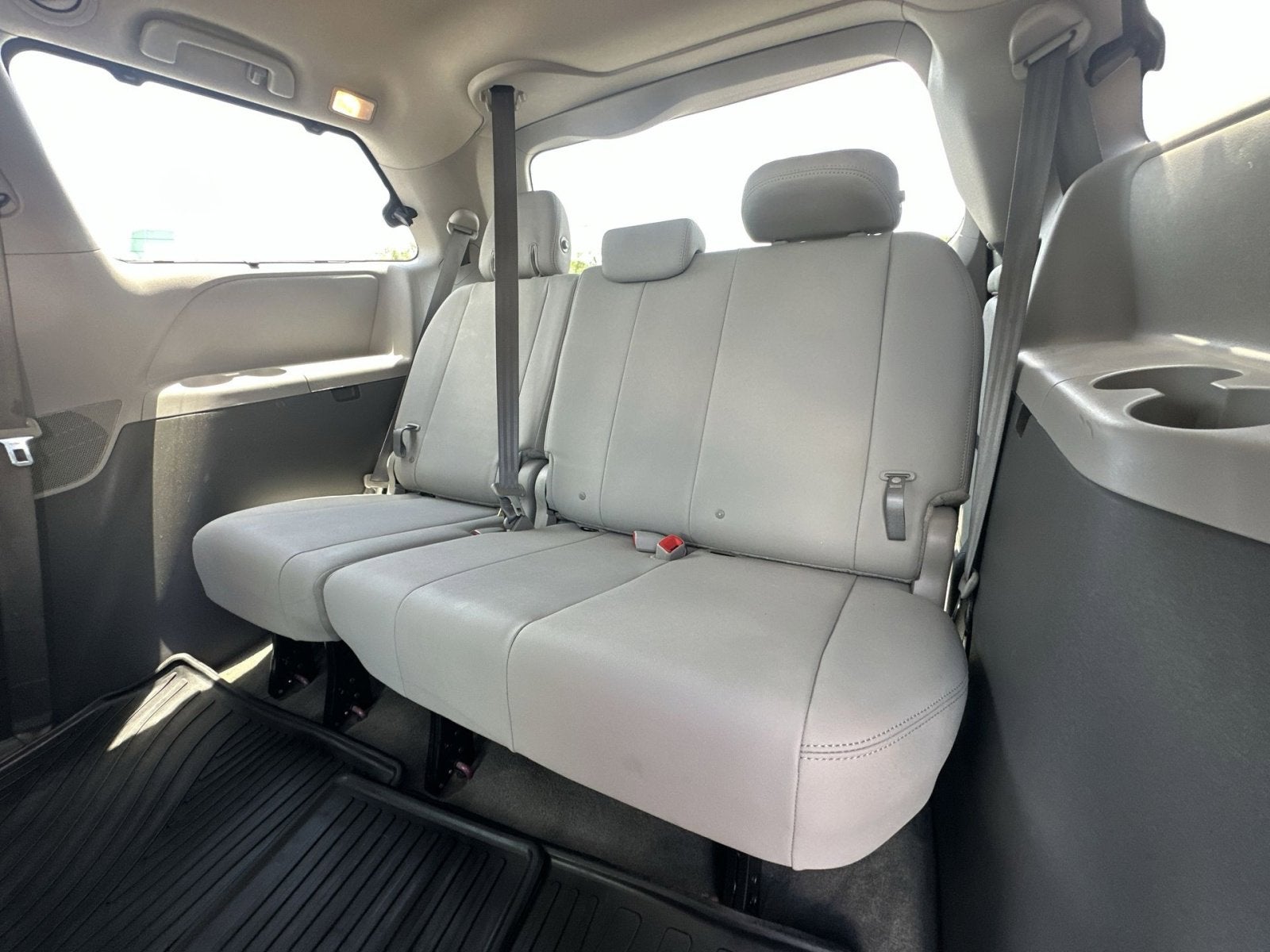 2018 Toyota Sienna XLE