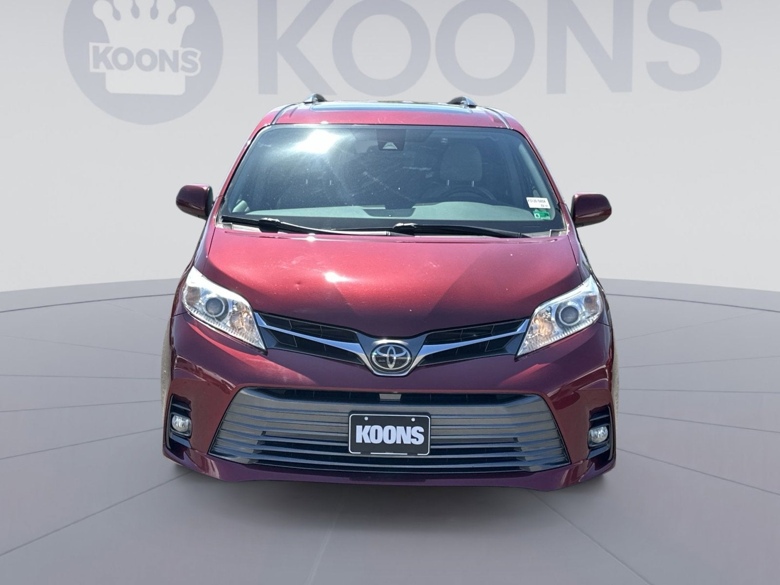 2018 Toyota Sienna XLE