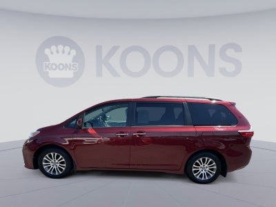 2018 Toyota Sienna XLE