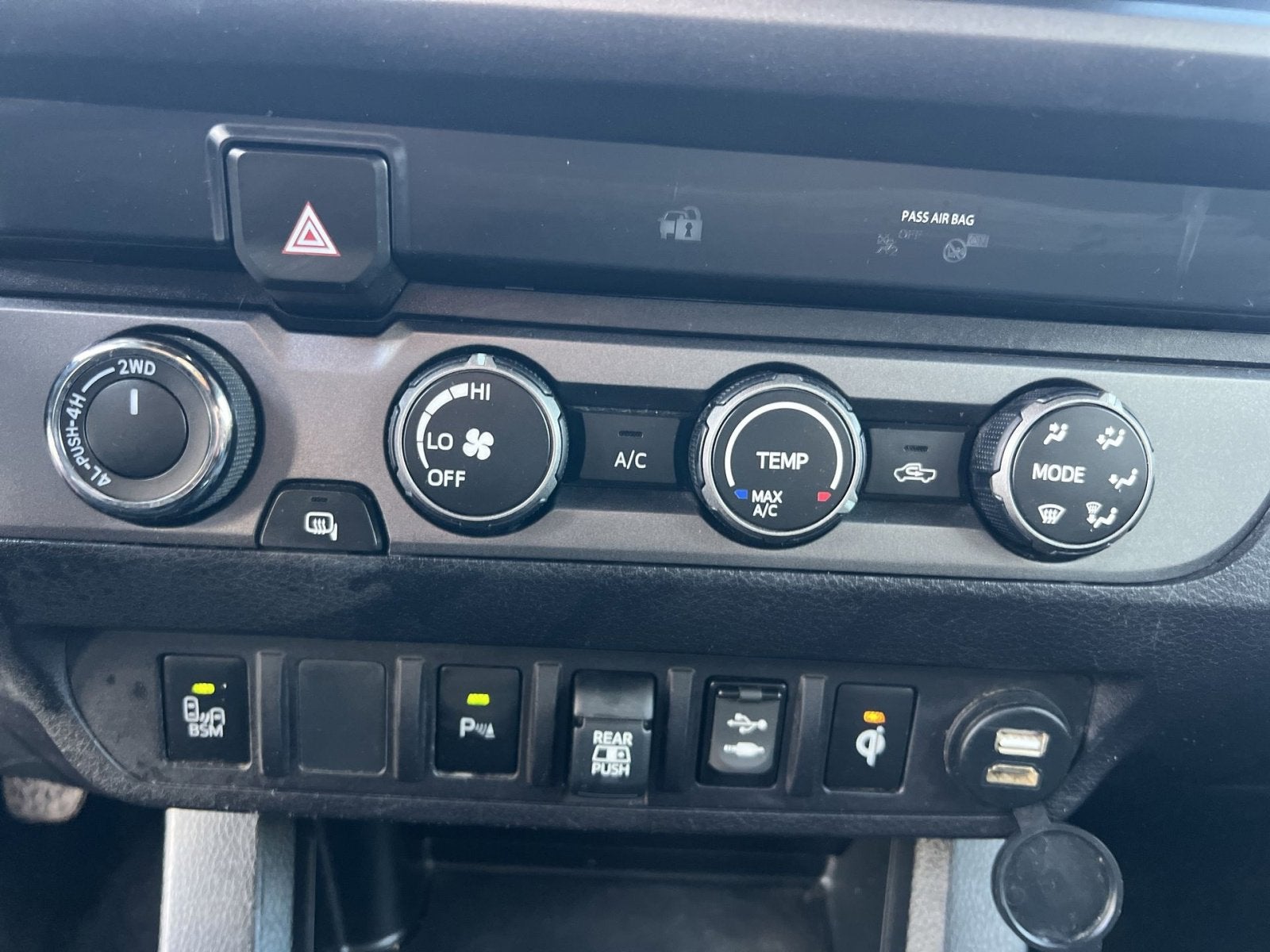 2019 Toyota Tacoma SR