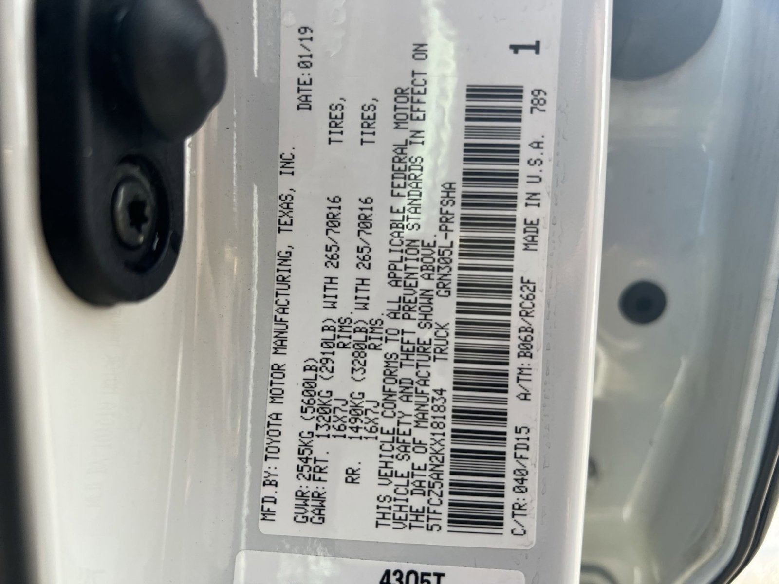 2019 Toyota Tacoma SR