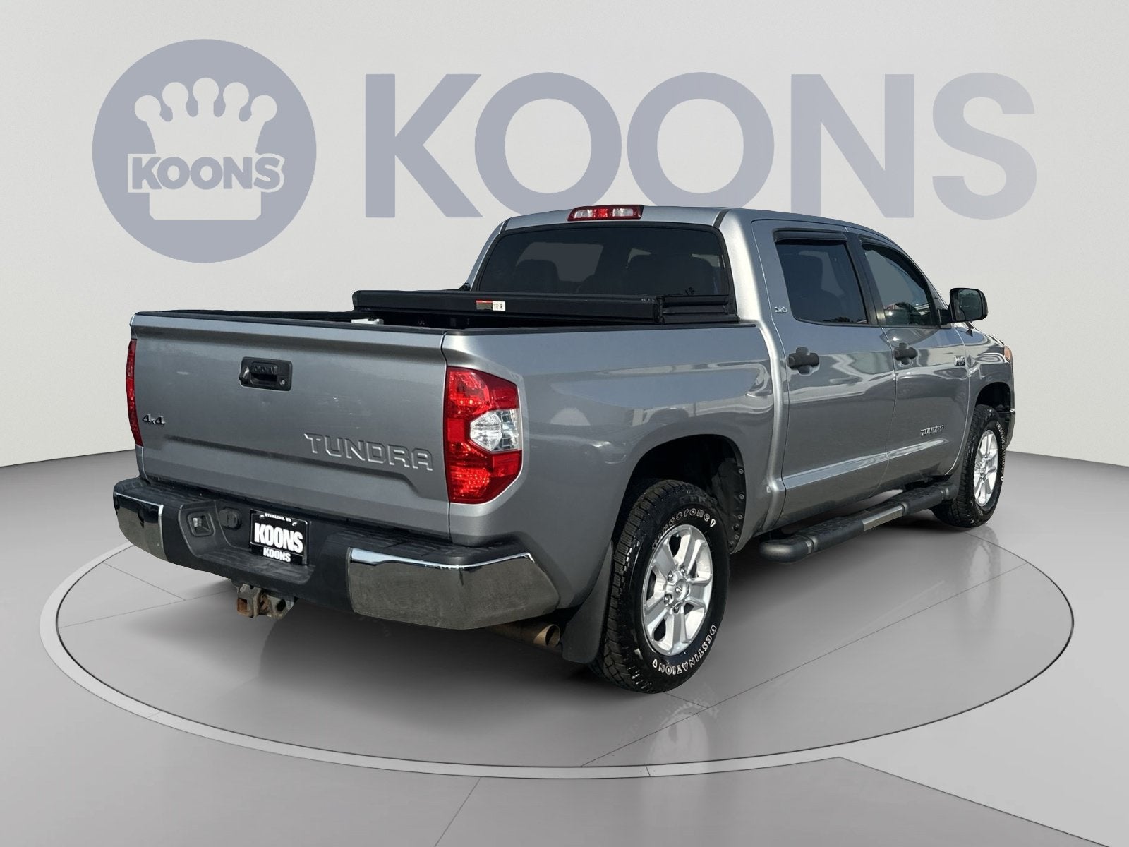 2017 Toyota Tundra SR5