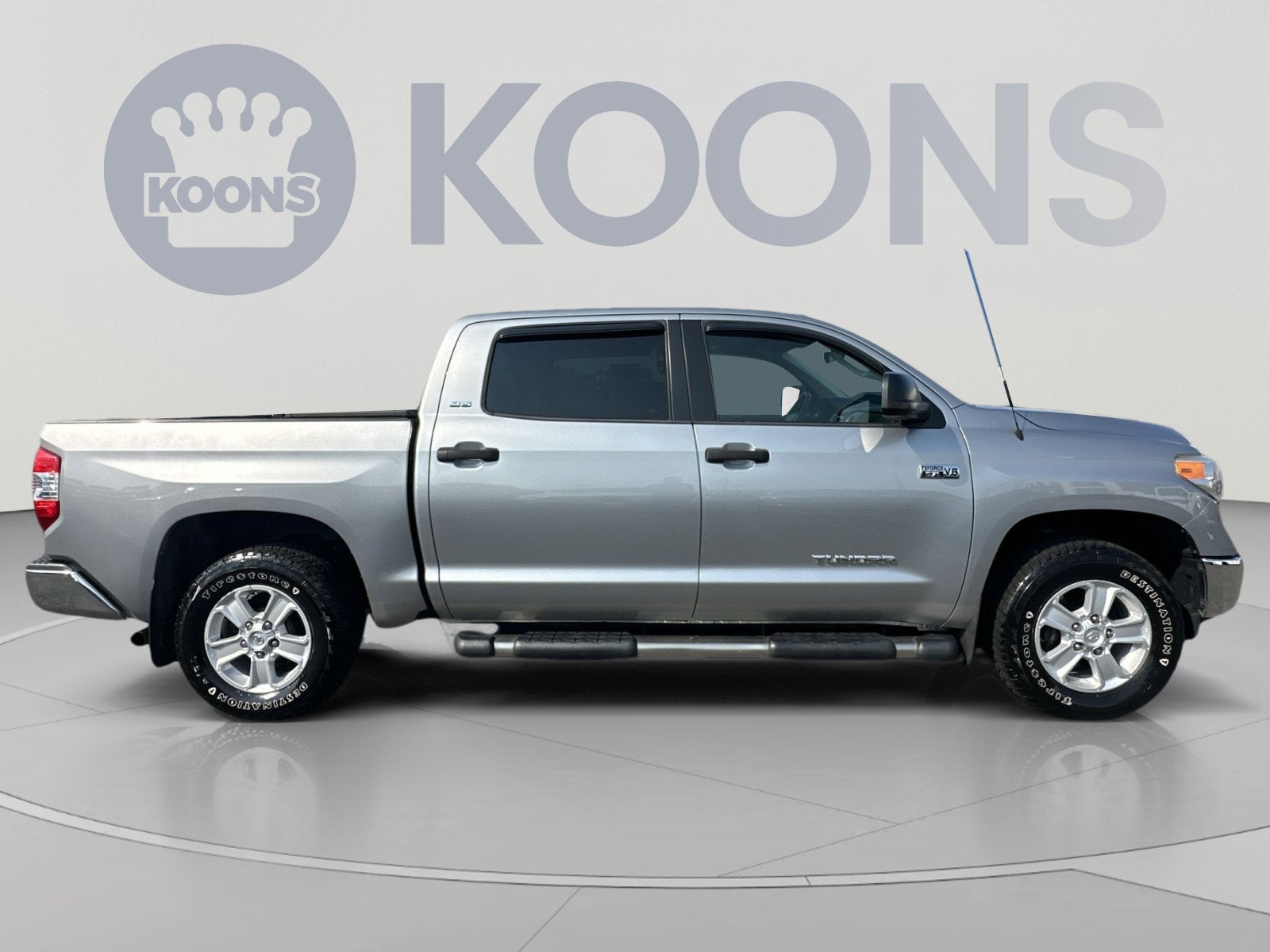 2017 Toyota Tundra SR5