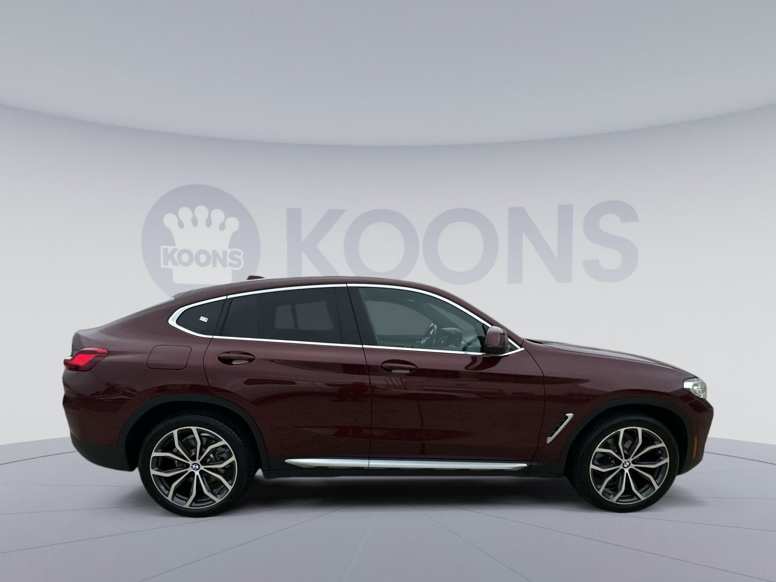 2025 BMW X4 xDrive30i