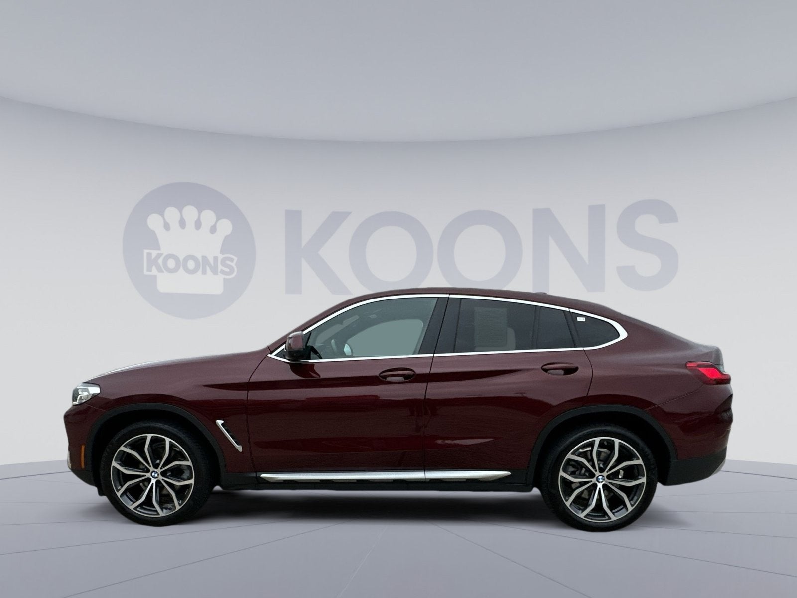 2025 BMW X4 xDrive30i