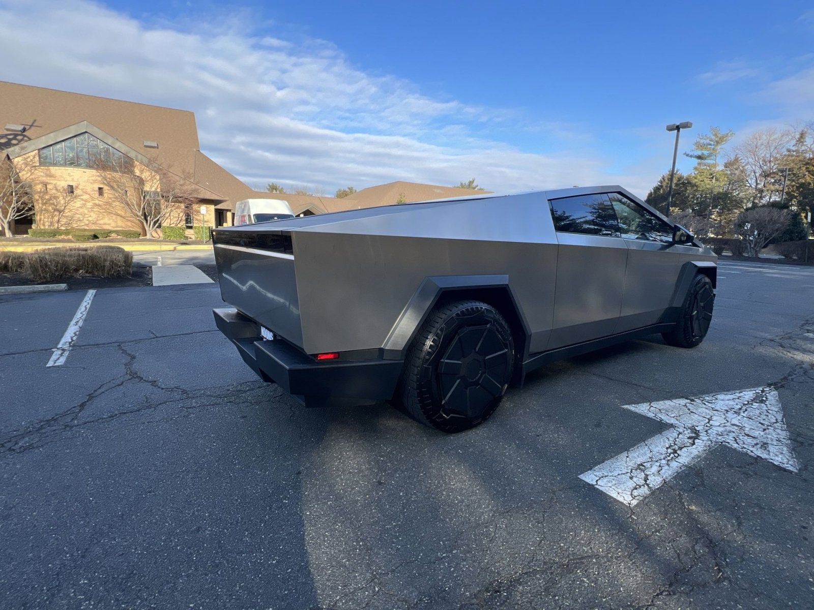 2024 Tesla Cybertruck Base