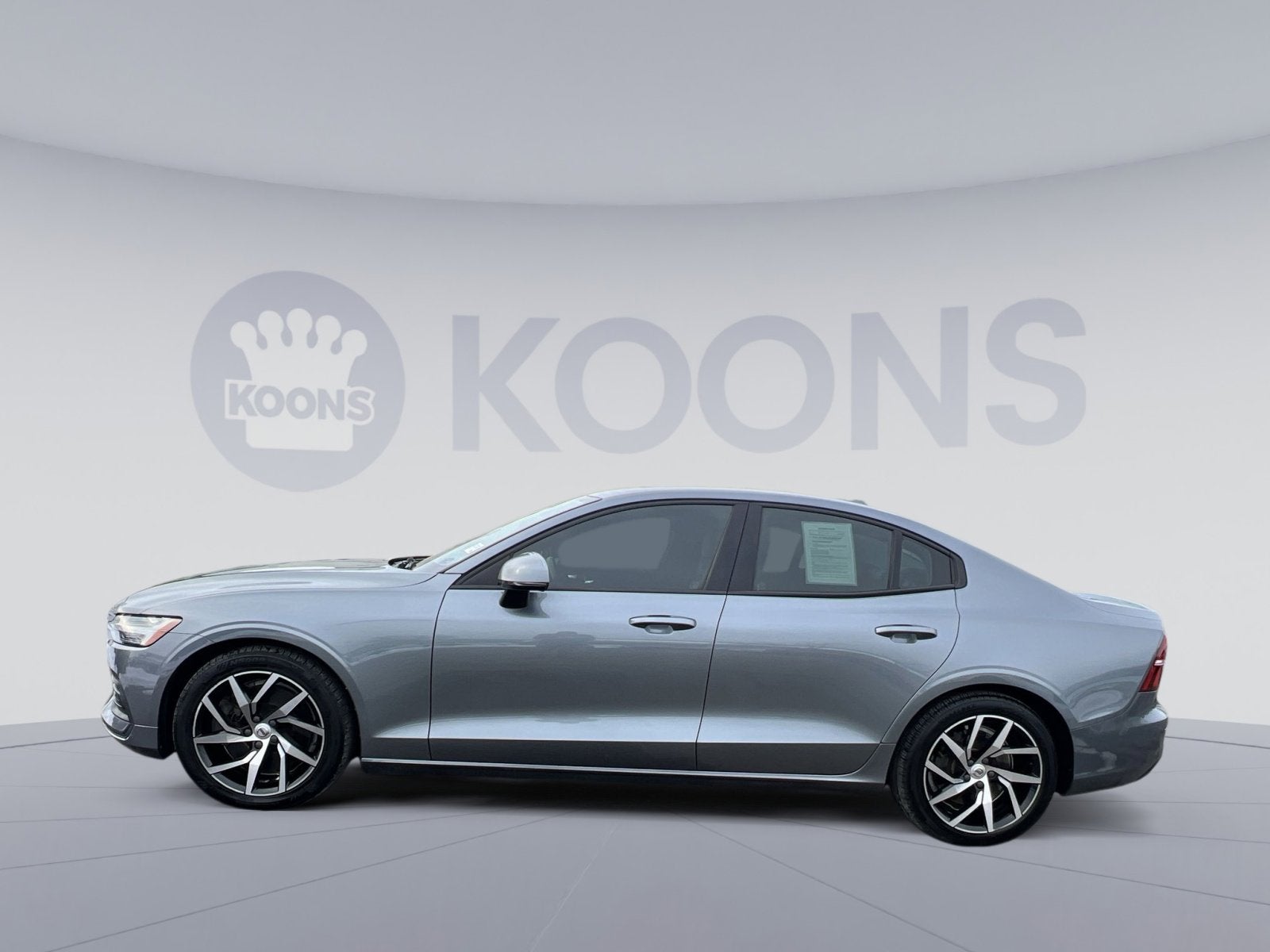 2020 Volvo S60 T6 Momentum