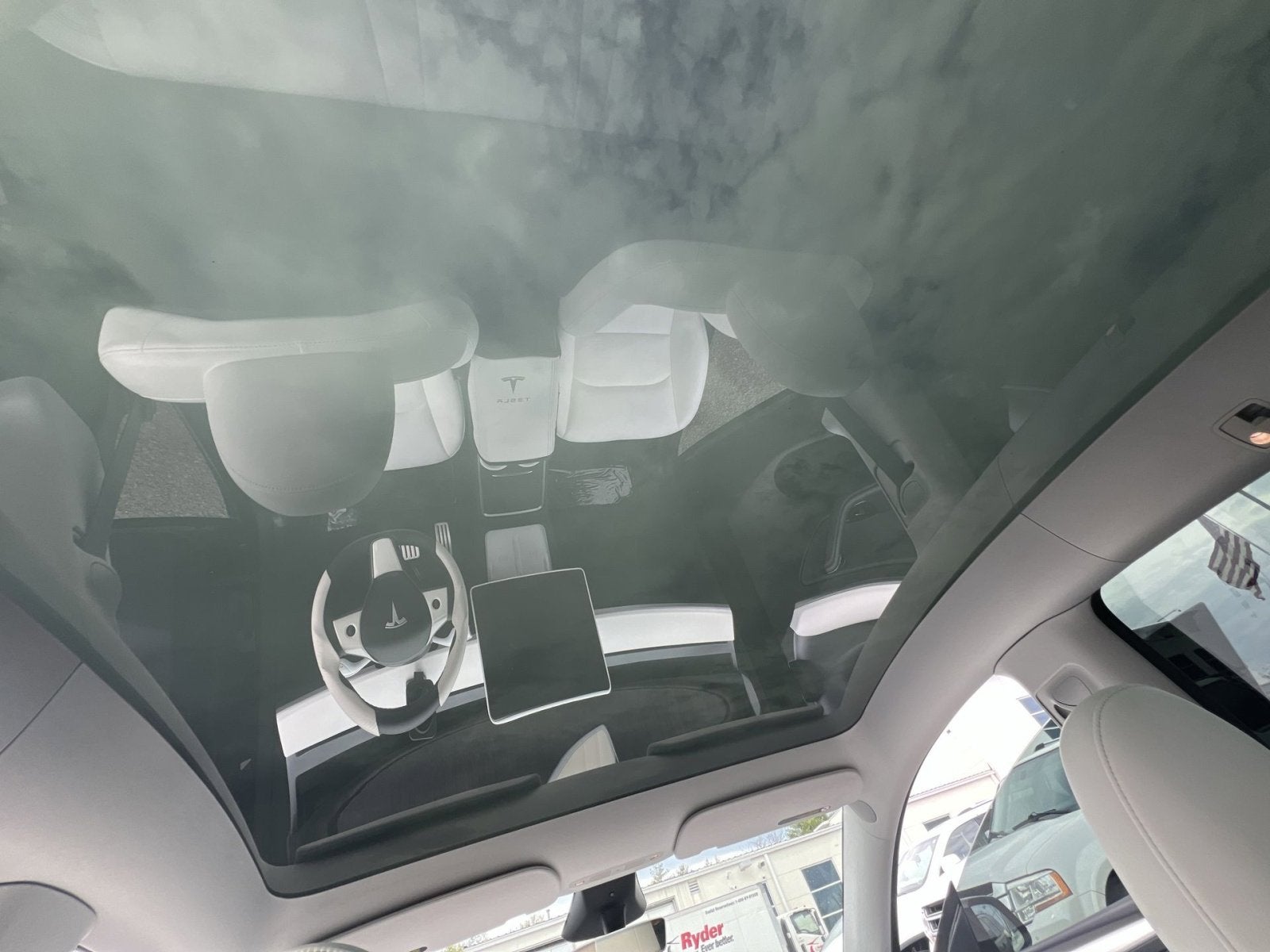 2024 Tesla Model Y Performance