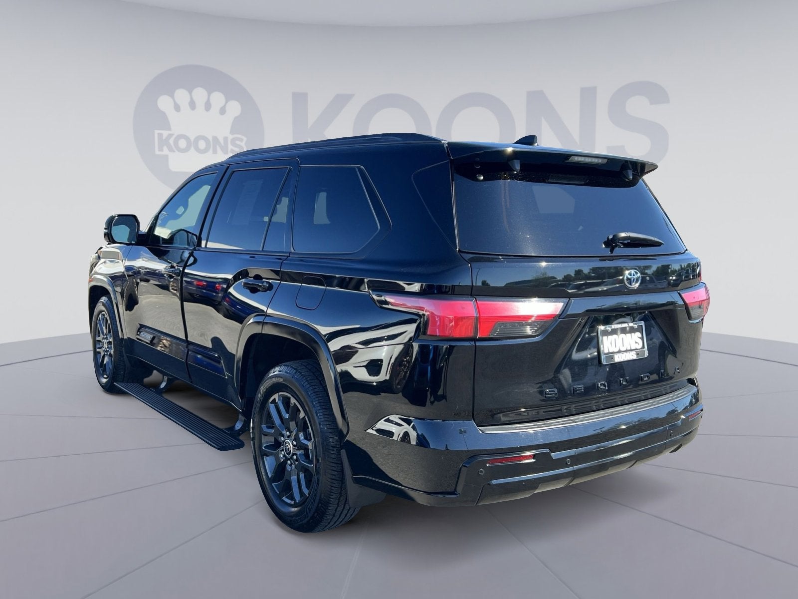 2023 Toyota Sequoia Platinum