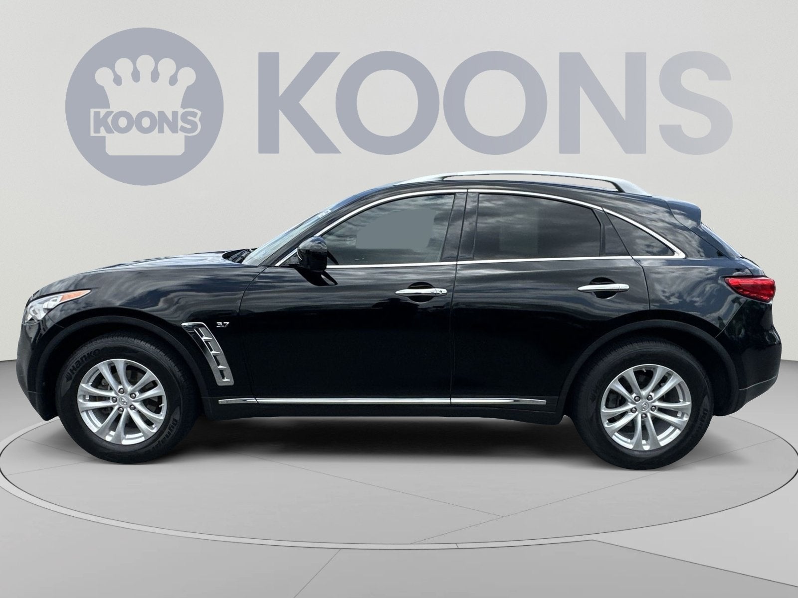 2015 INFINITI QX70 Base
