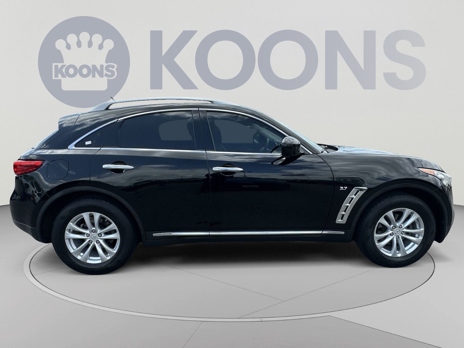 2015 INFINITI QX70 Base