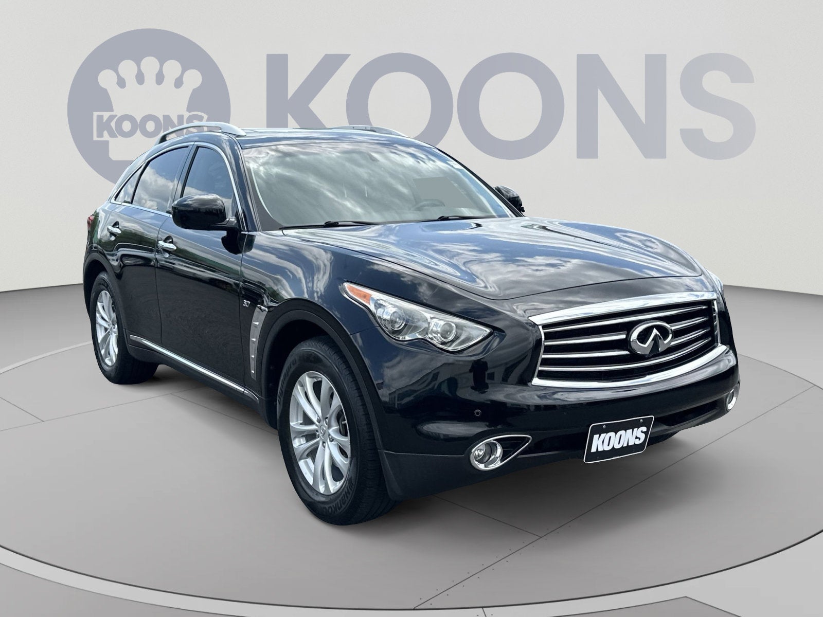 2015 INFINITI QX70 Base