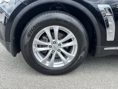 2015 INFINITI QX70 Base