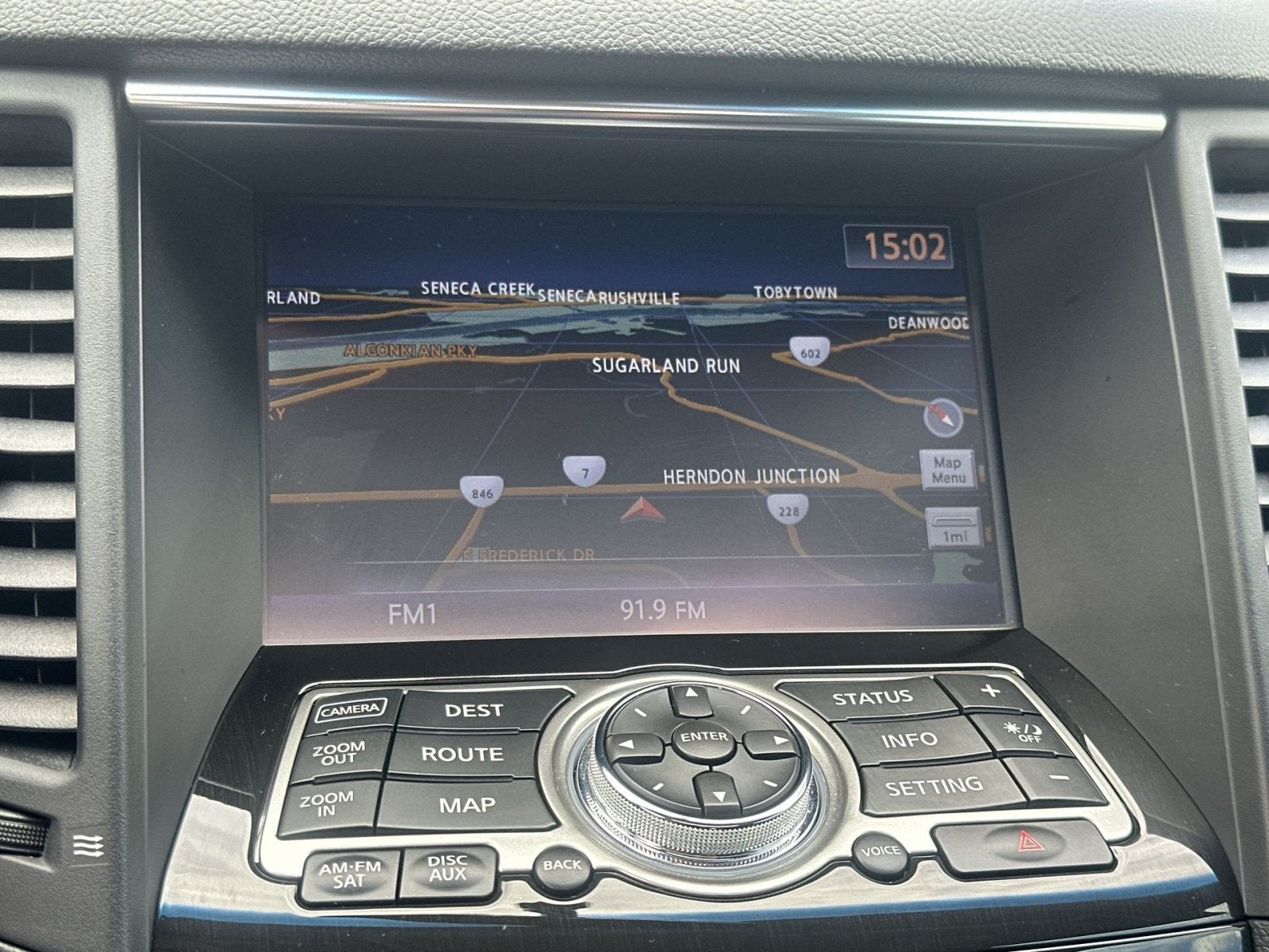 2015 INFINITI QX70 Base