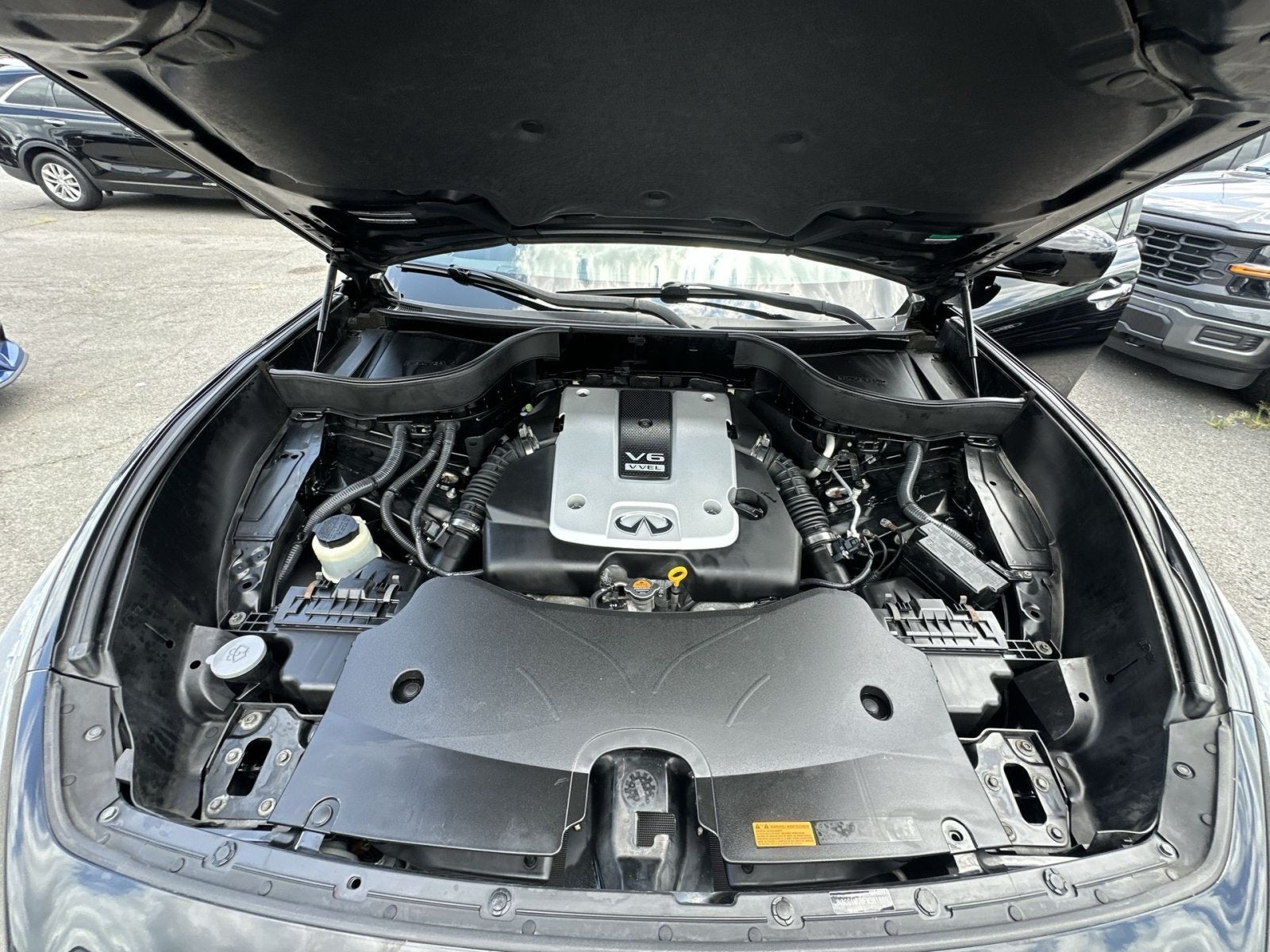 2015 INFINITI QX70 Base