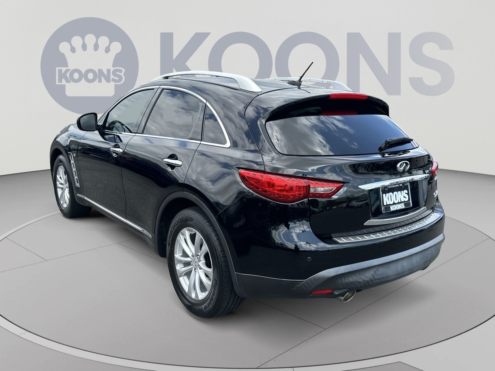 2015 INFINITI QX70 Base