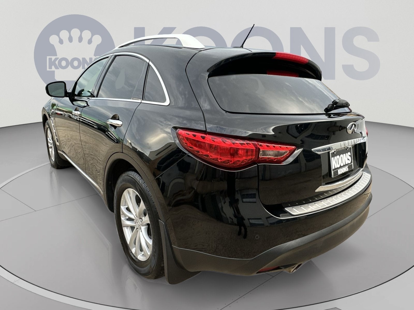 2017 INFINITI QX70 Base