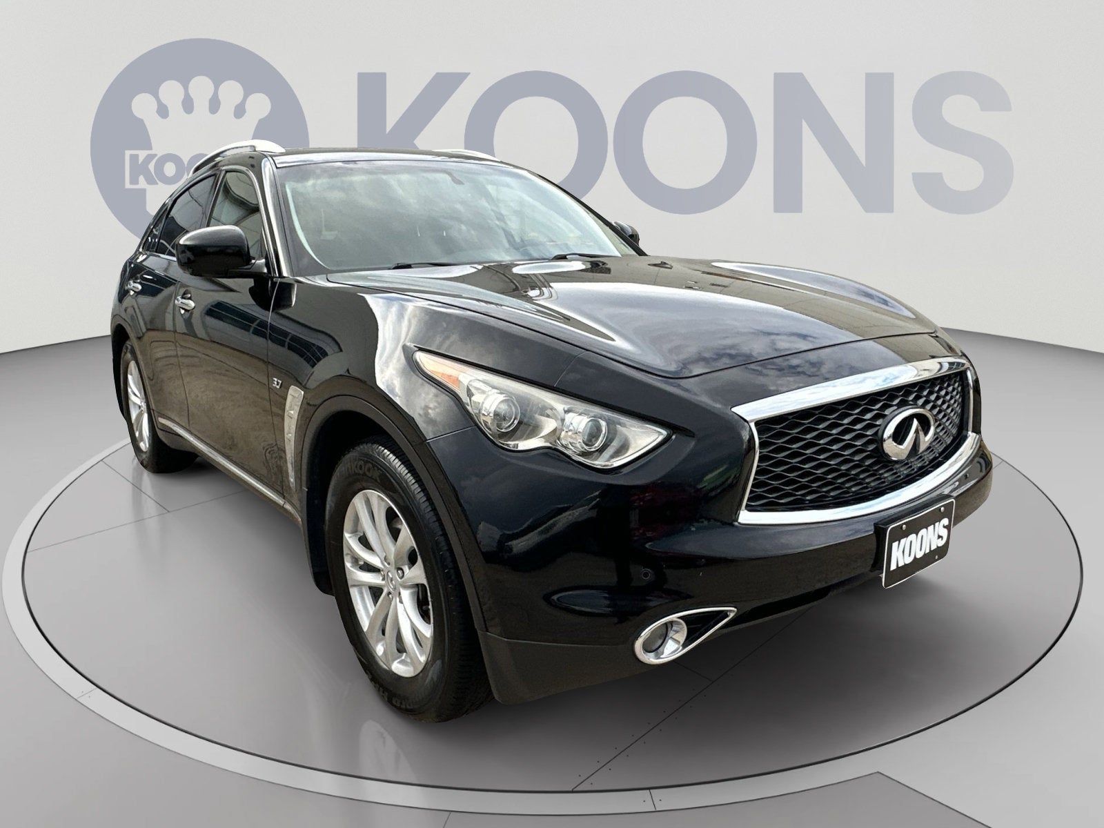 2017 INFINITI QX70 Base