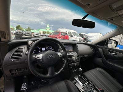 2017 INFINITI QX70 Base