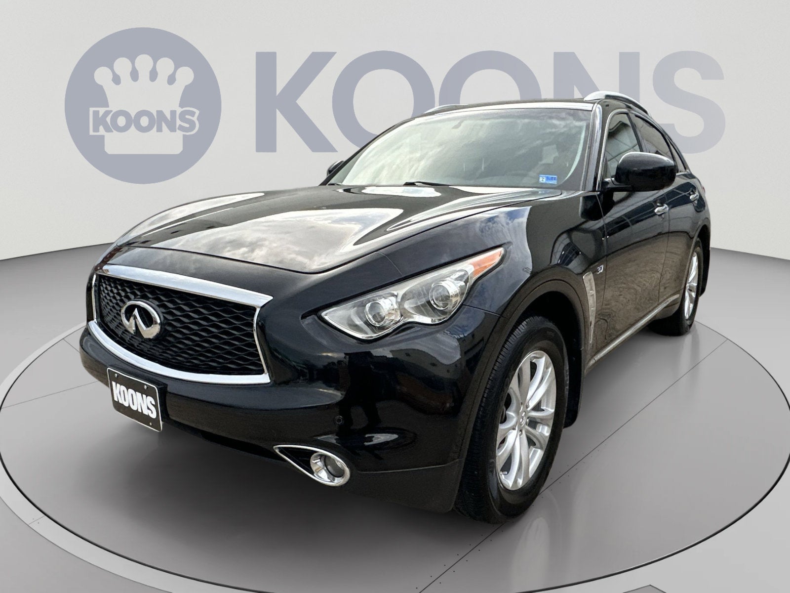 2017 INFINITI QX70 Base