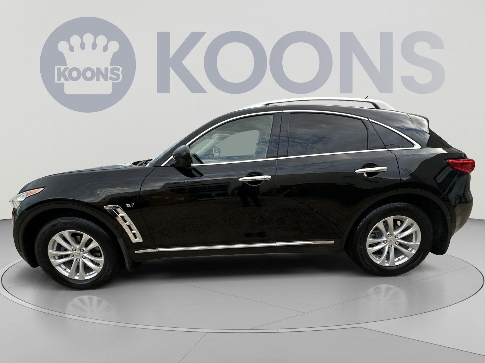 2017 INFINITI QX70 Base