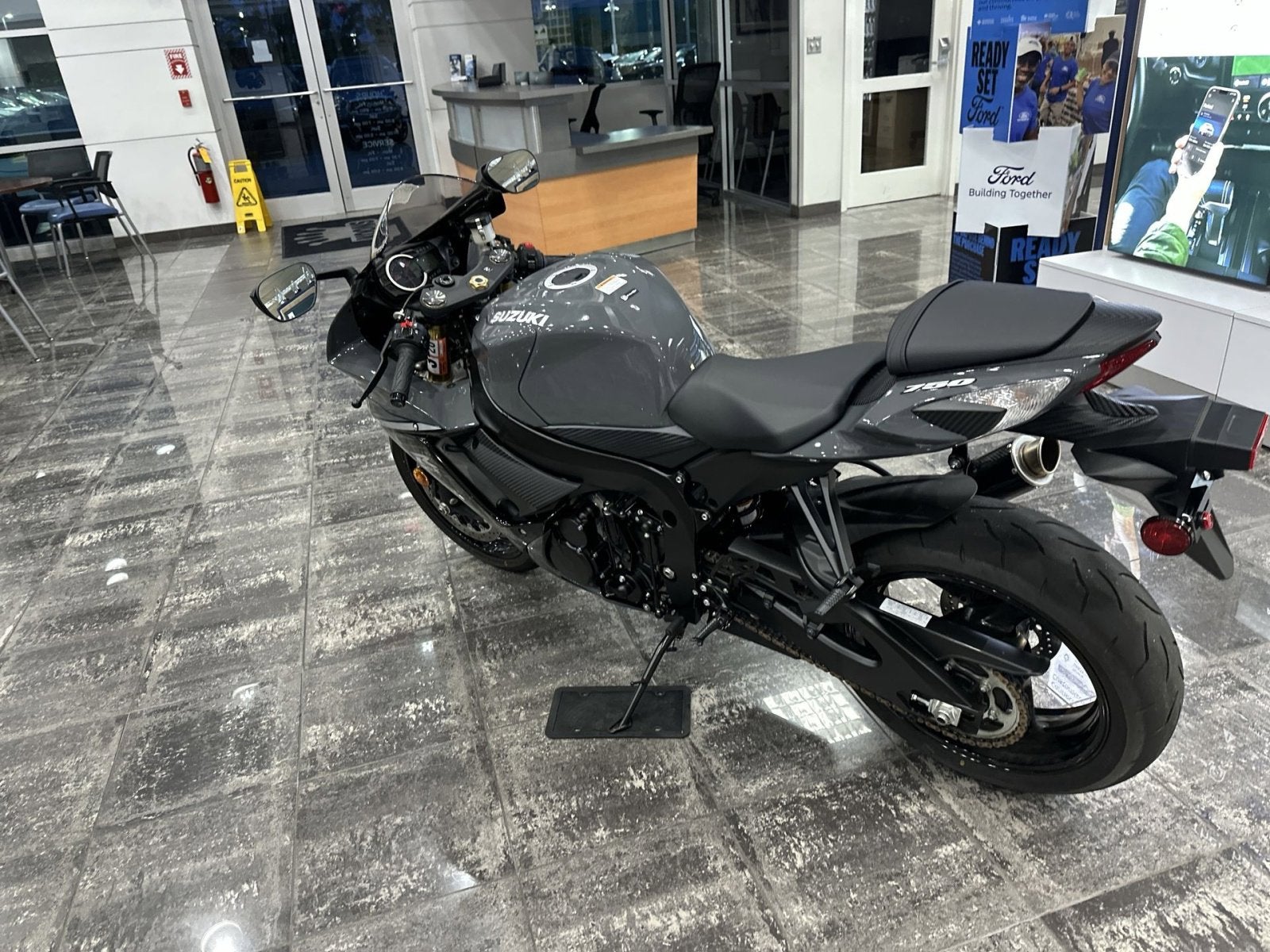 2025 Suzuki GSX-R750 Base