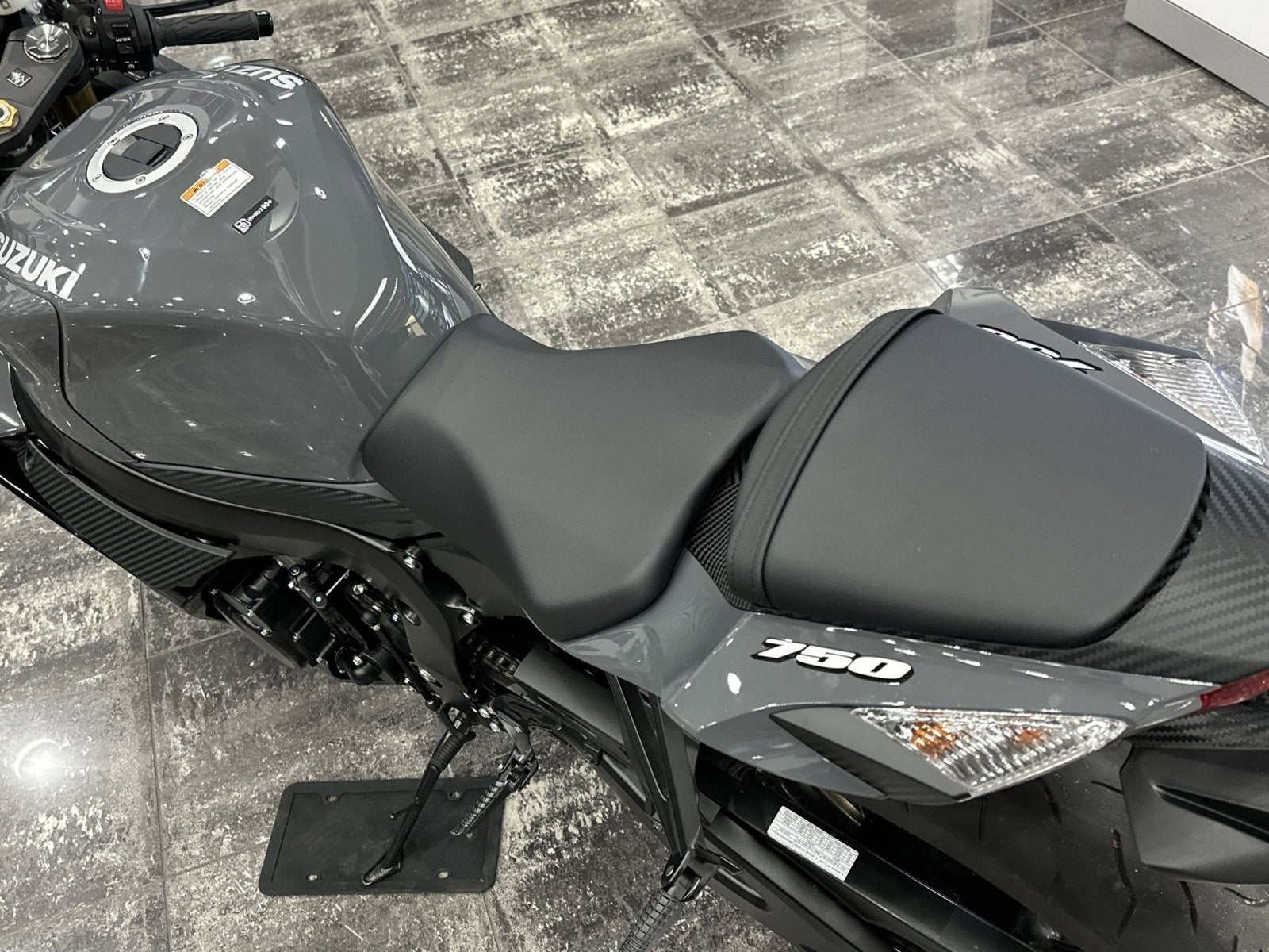 2025 Suzuki GSX-R750 Base