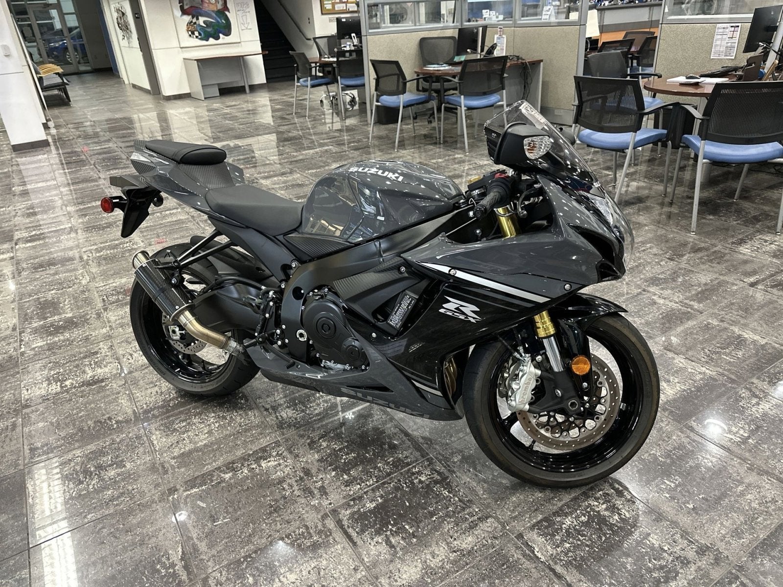 2025 Suzuki GSX-R750 Base