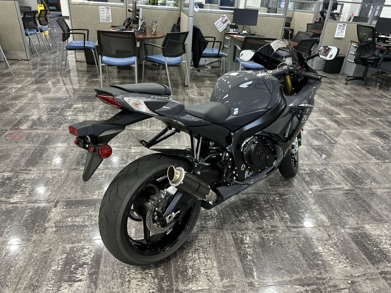 2025 Suzuki GSX-R750 Base