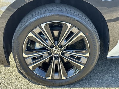 2023 Toyota bZ4X Limited