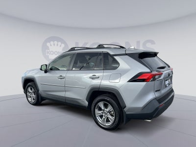 2022 Toyota RAV4 Hybrid XLE