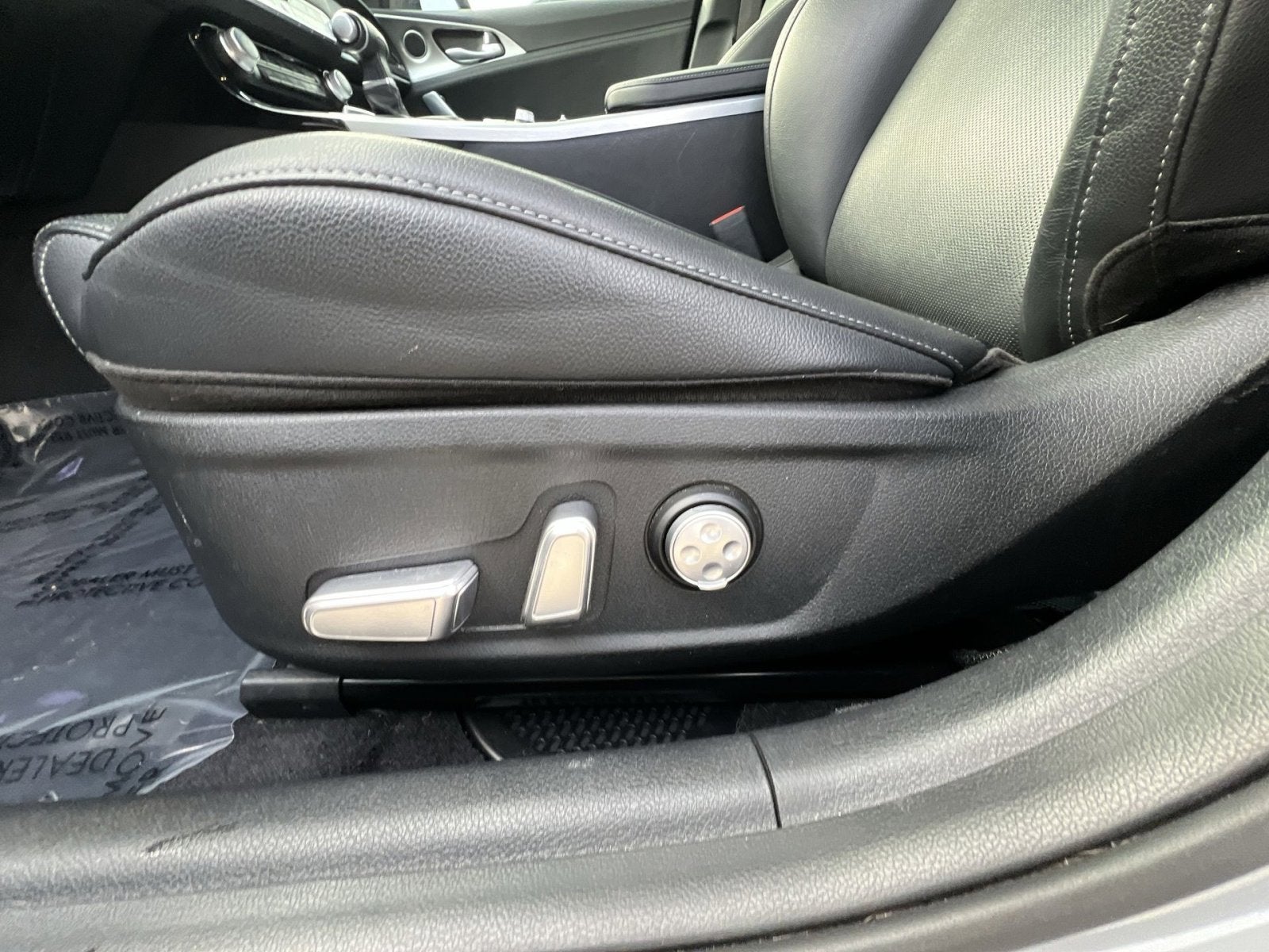 2022 Kia Stinger GT1