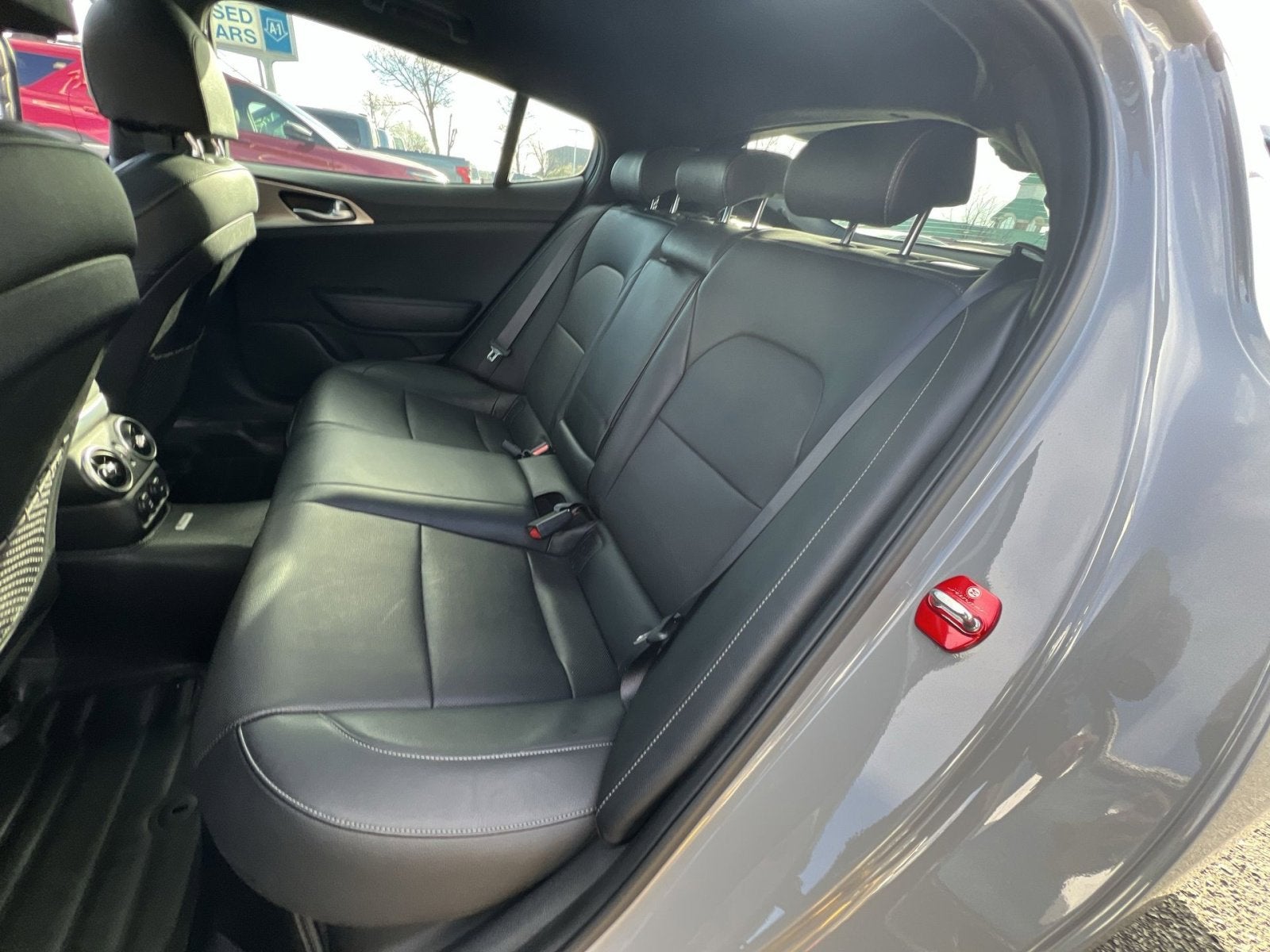 2022 Kia Stinger GT1