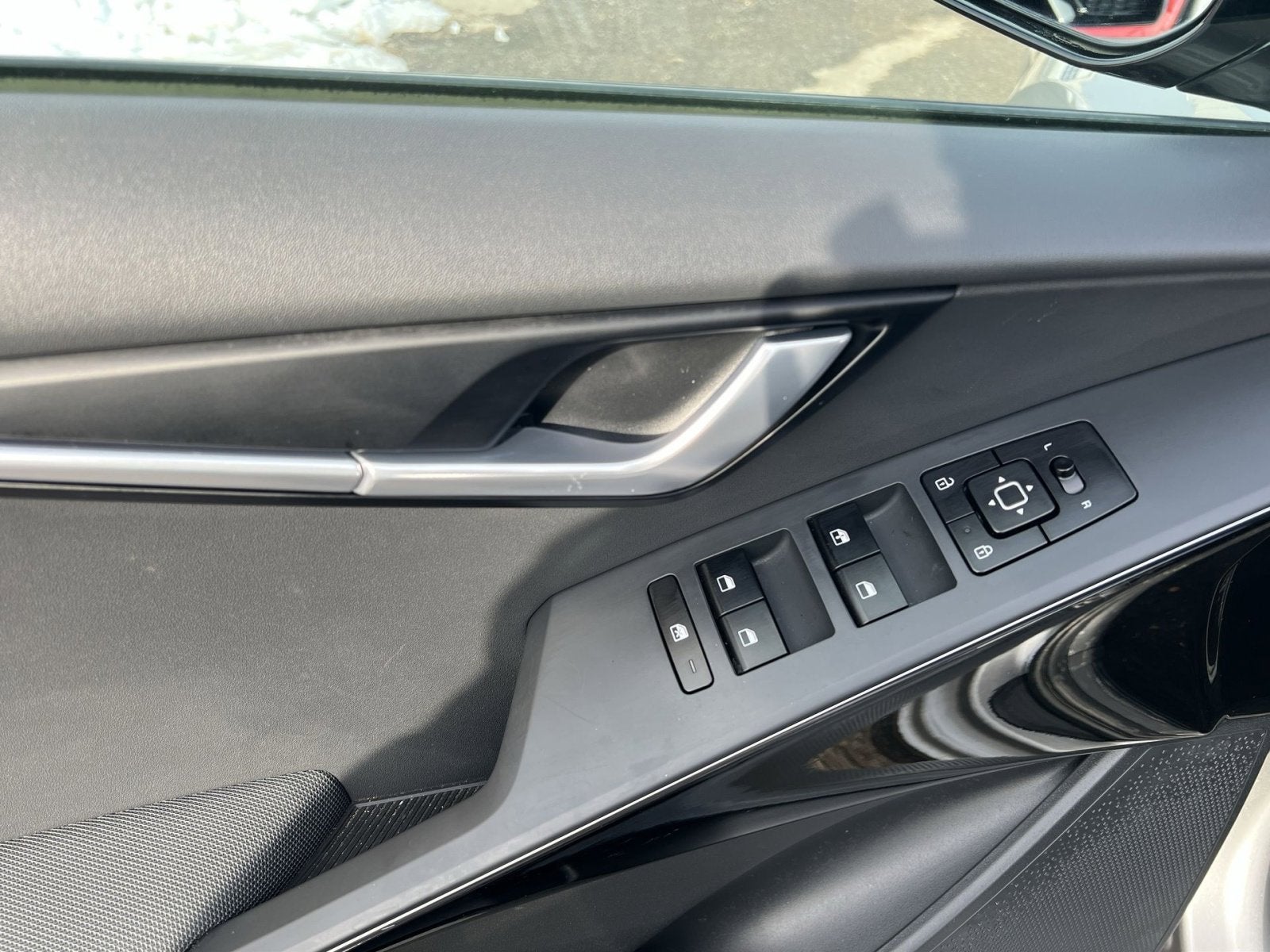 2023 Kia Niro EV Wind