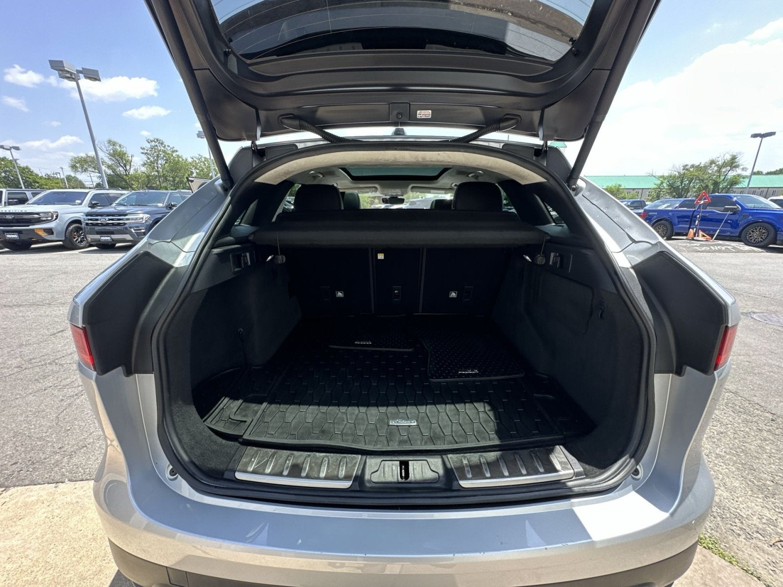 2020 Jaguar F-PACE 25t Premium