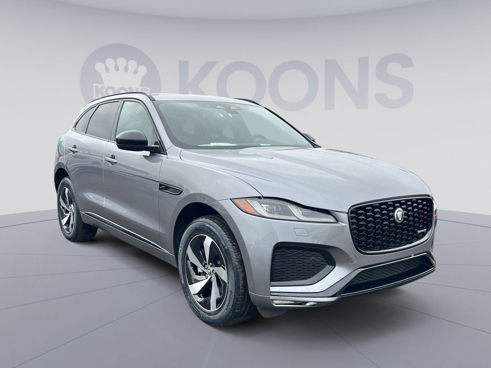 2024 Jaguar F-PACE P250 R-Dynamic S