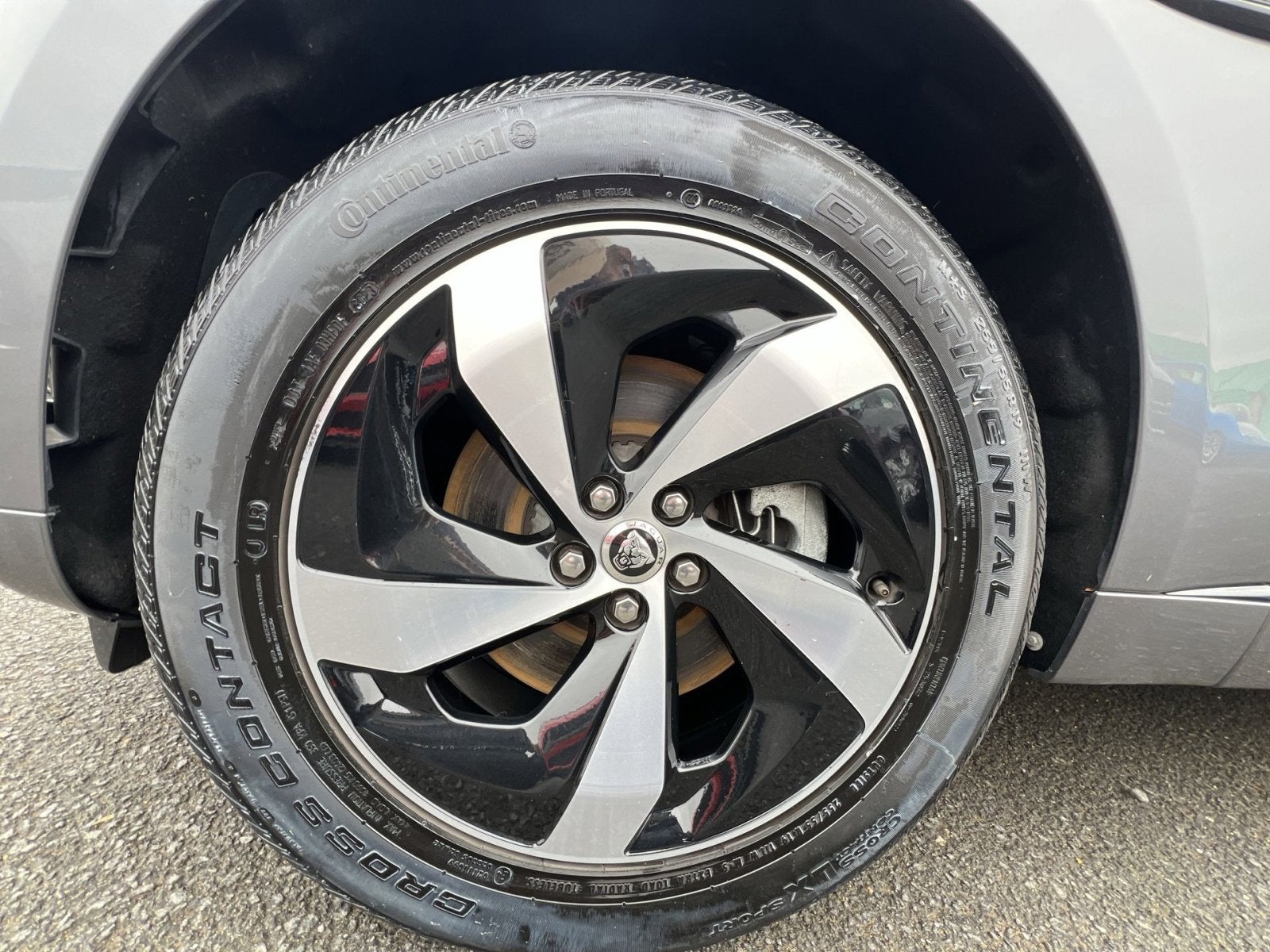 2024 Jaguar F-PACE P250 R-Dynamic S