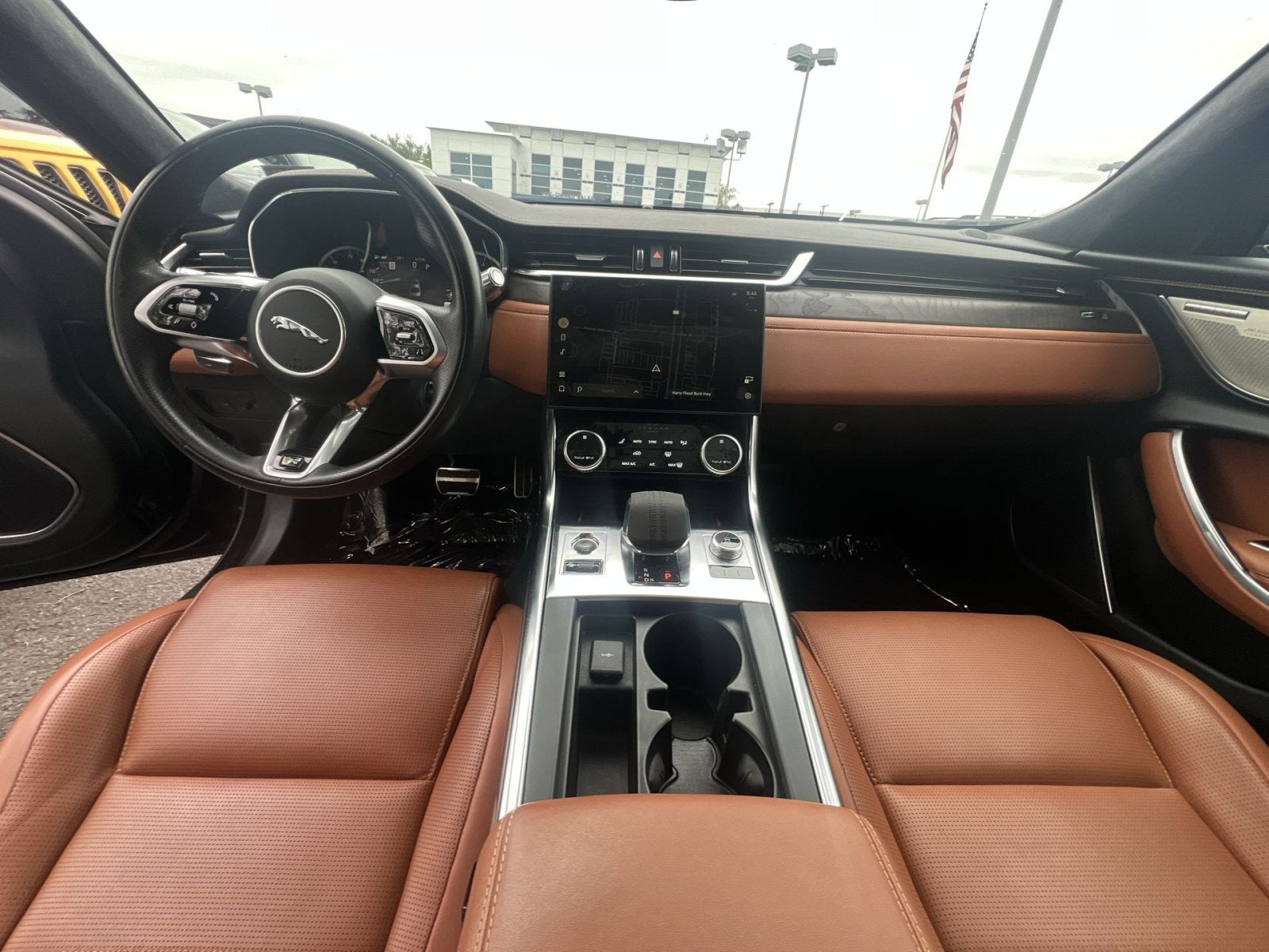 2022 Jaguar XF R-Dynamic SE
