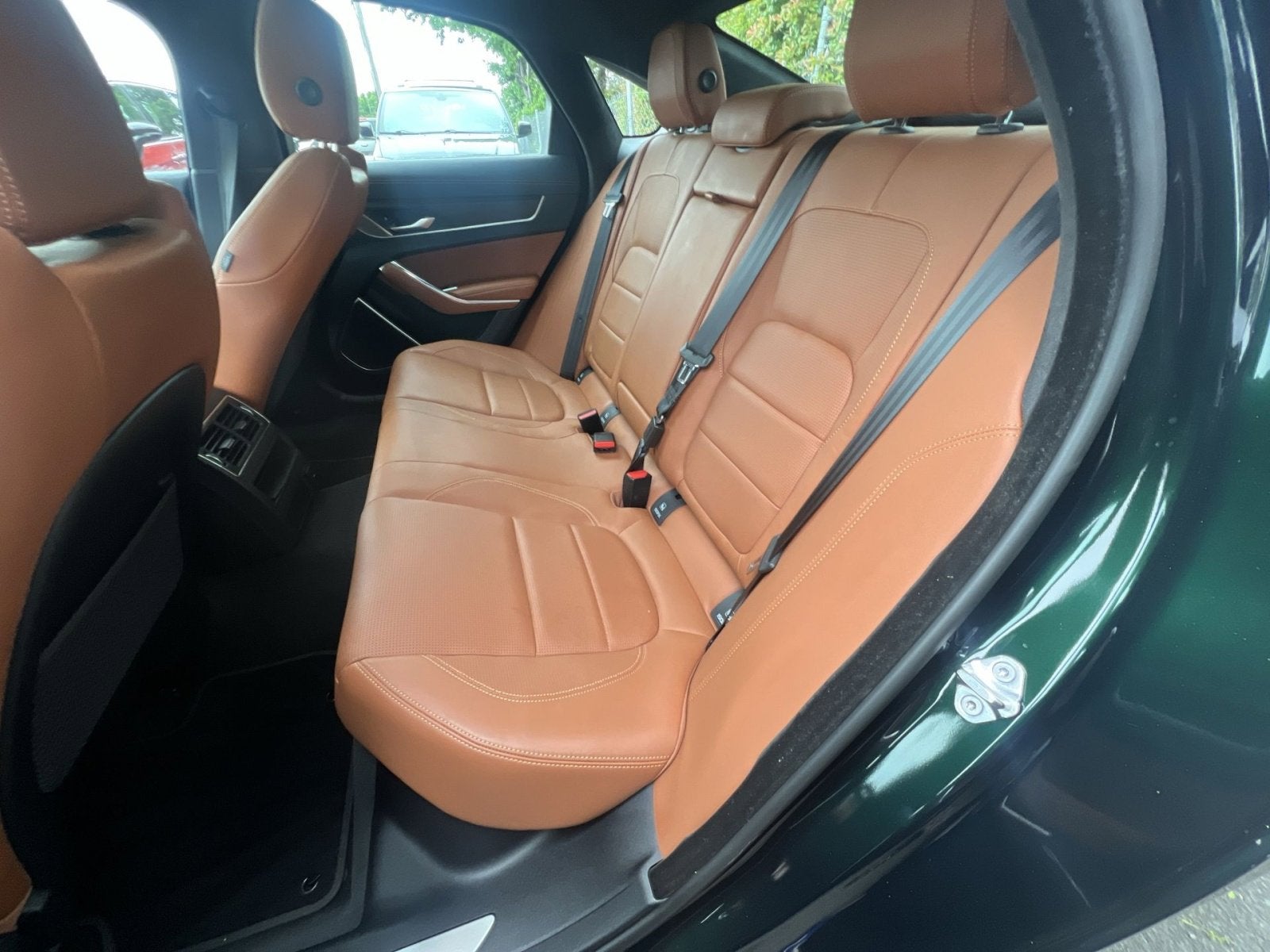 2022 Jaguar XF R-Dynamic SE