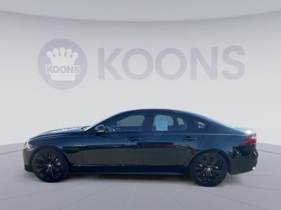 2022 Jaguar XF R-Dynamic SE
