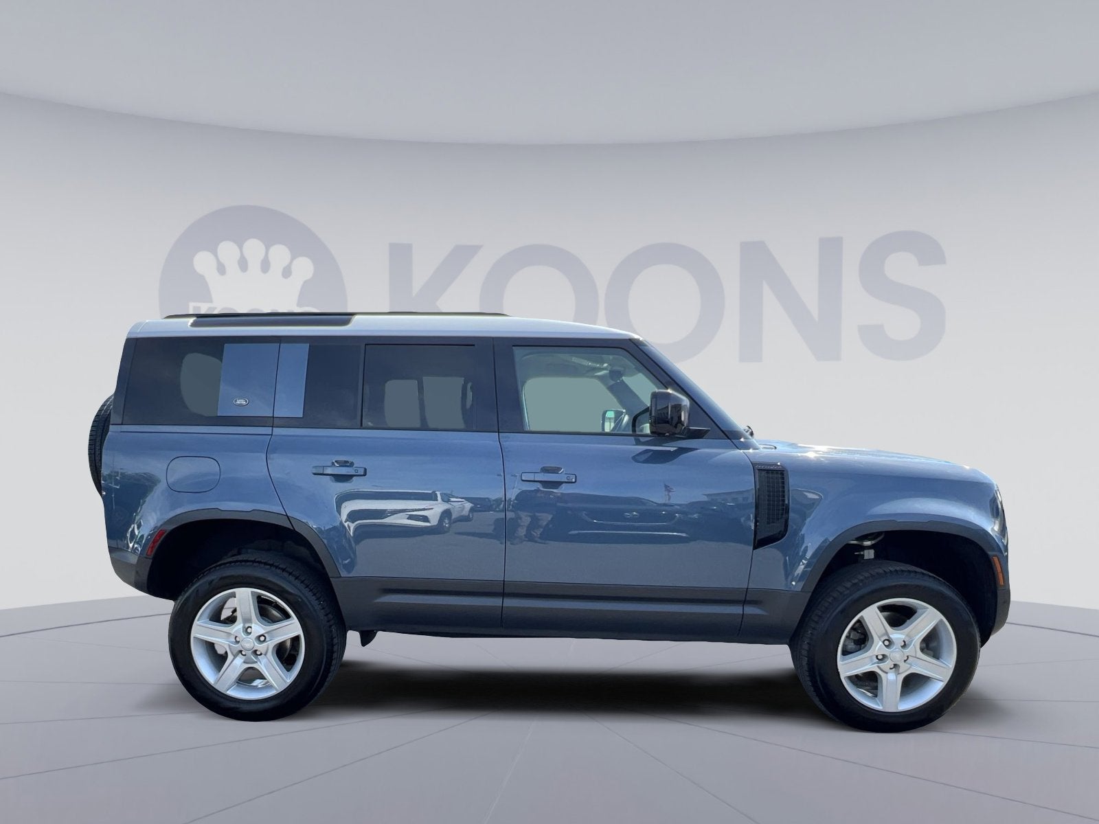 2022 Land Rover Defender 110 S