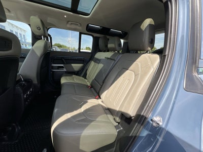 2022 Land Rover Defender 110 S