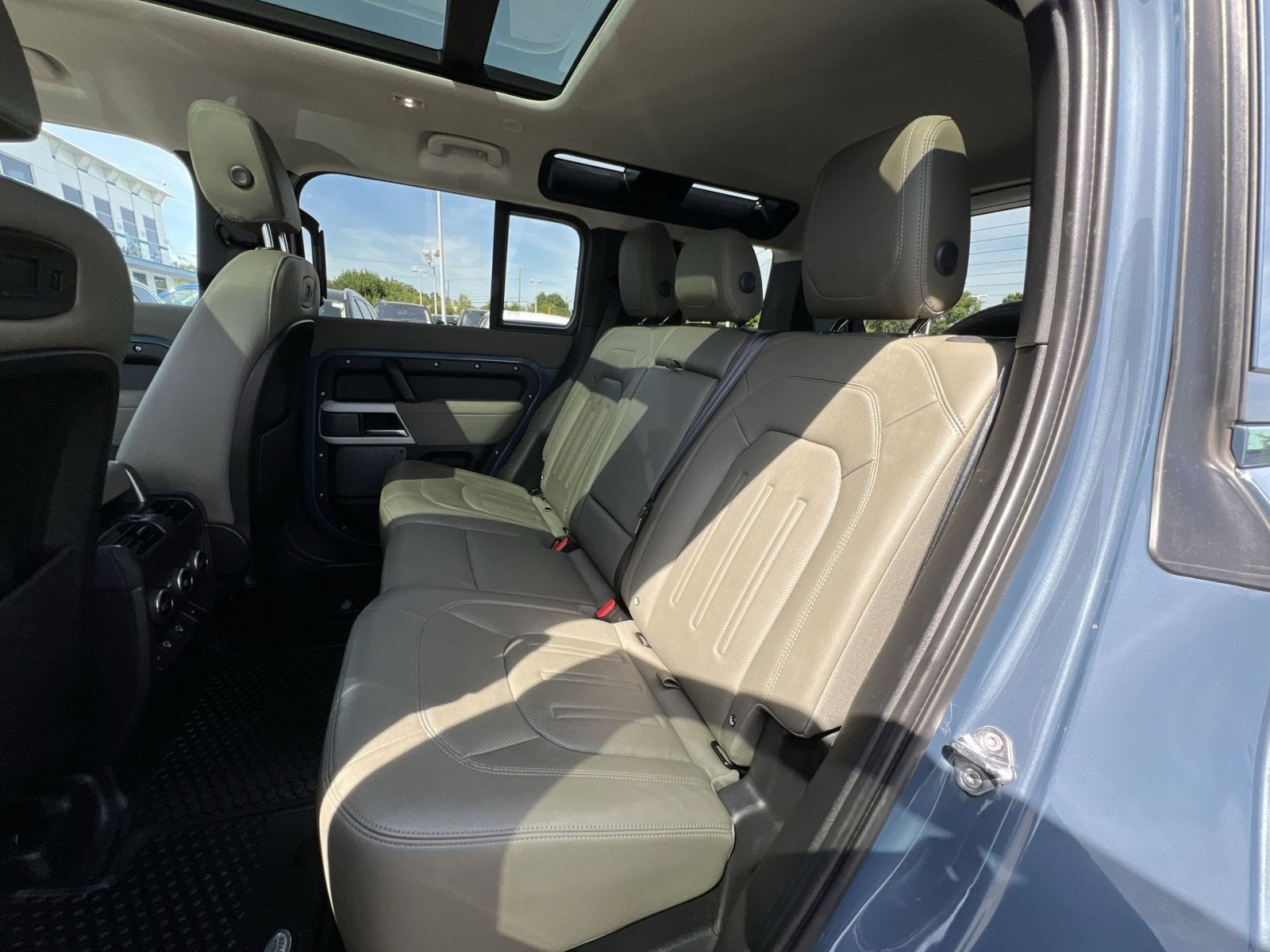 2022 Land Rover Defender 110 S