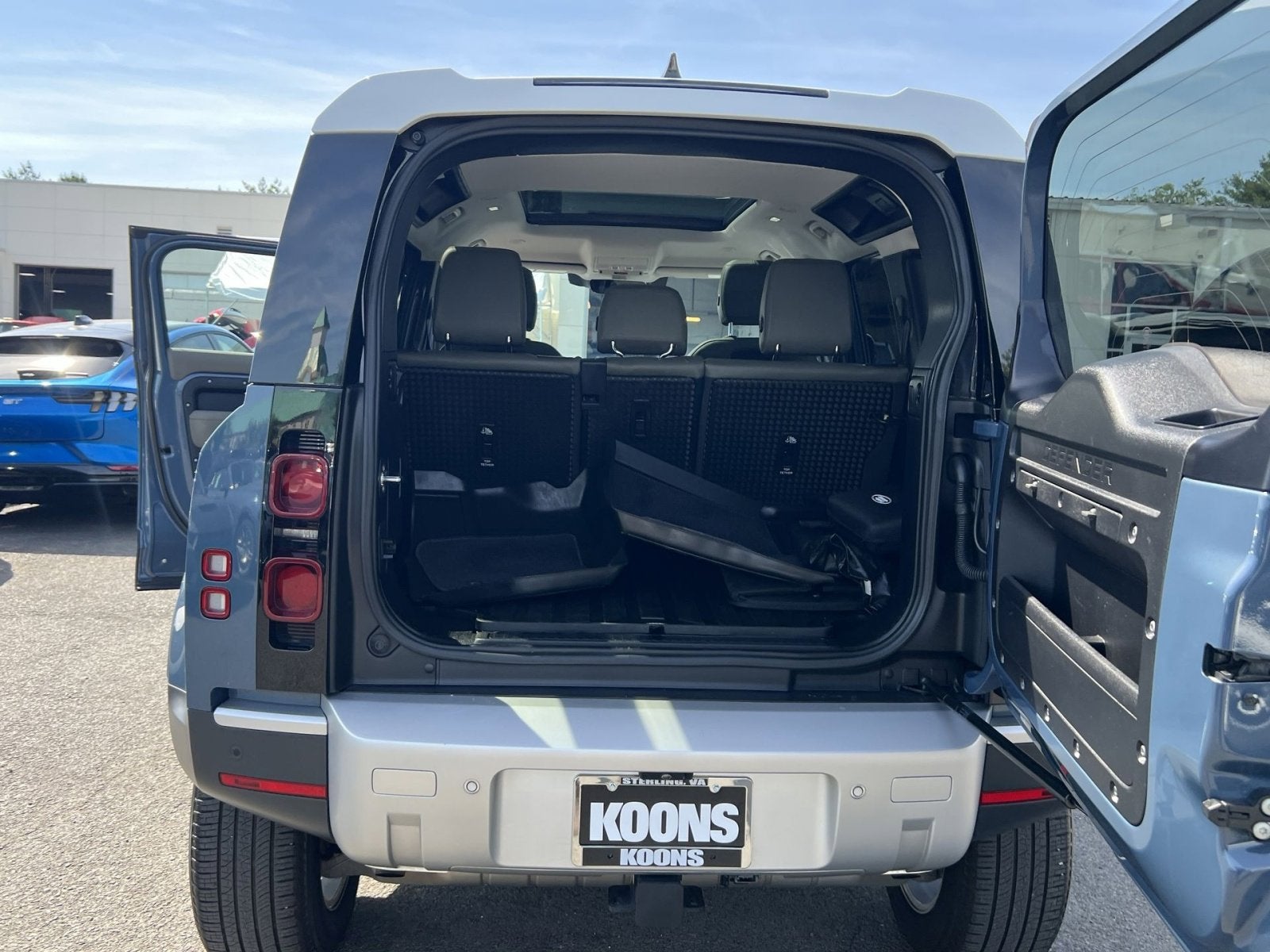 2022 Land Rover Defender 110 S