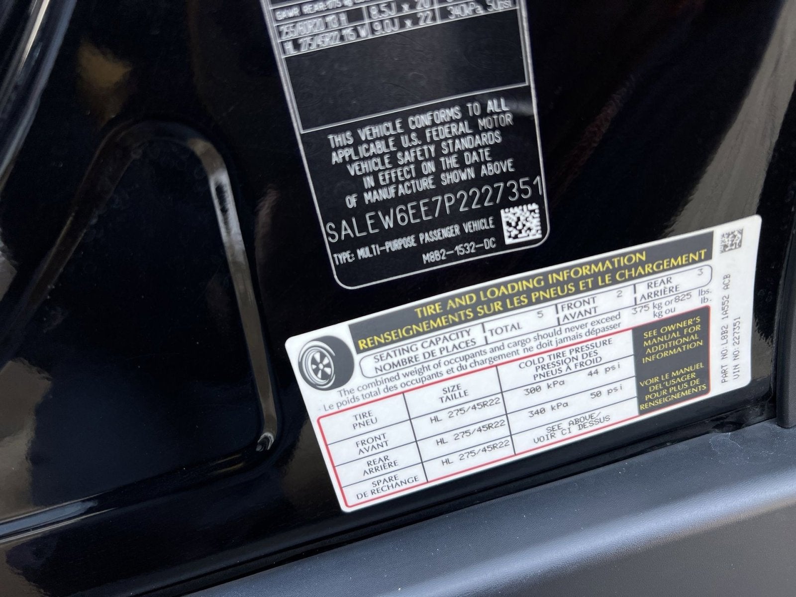 2023 Land Rover Defender 90 V8