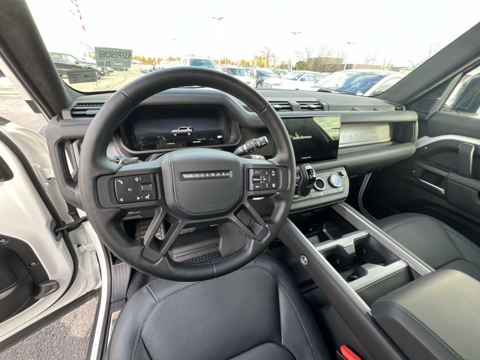 2025 Land Rover Defender 110 V8