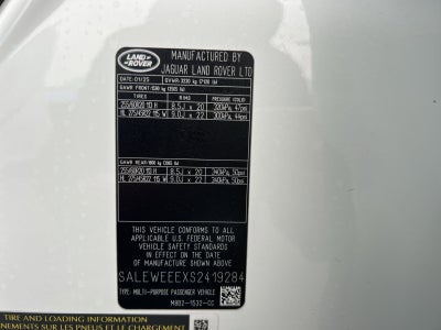 2025 Land Rover Defender 110 V8