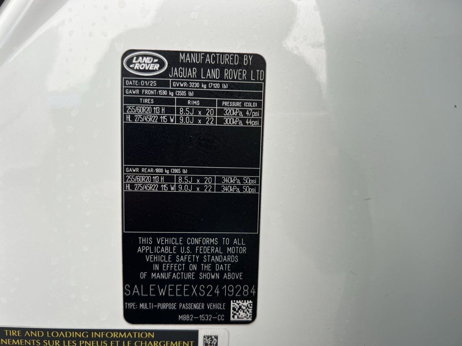 2025 Land Rover Defender 110 V8