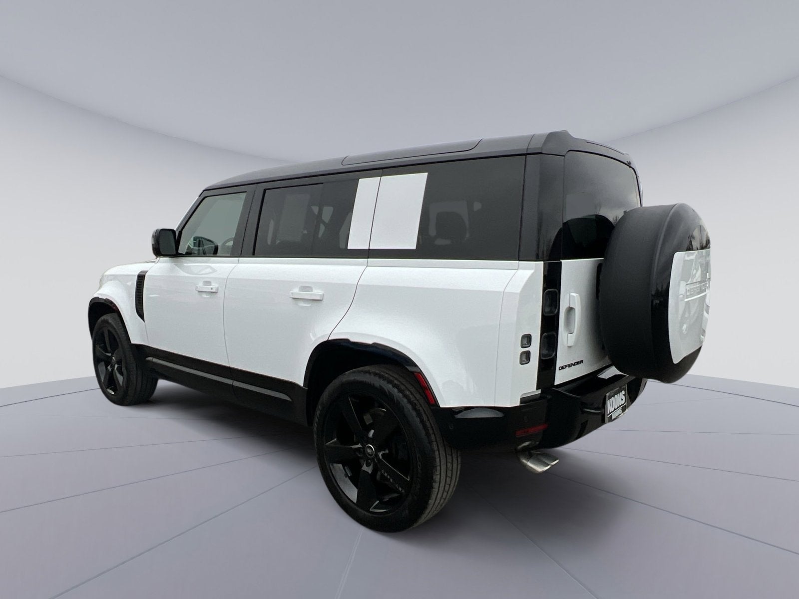 2025 Land Rover Defender 110 V8