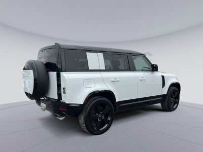 2025 Land Rover Defender 110 V8